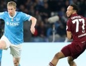 نابولي يتخطى تورينو بثنائية في الدوري الإيطالي