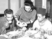 زينب عبداللاه تكتب:بيوت الحبايب فى رمضان..بيت ماجدة مفتوح للقرآن والناس..السفرة للعاملين والفنانة فى خدمتهم..حكاية المناجاة أمام النافذة ومحاولات التخفى لزيارة السيدة نفيسة وأسرار ليلة السابع والعشرين بالمنوفية