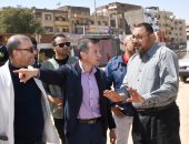 محافظ أسوان يوجه بإنشاء ميدان أمام مزلقان السيل