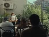 مسلسل اللون الأزرق.. 4 أبراج لا تفضل التواصل على جروبات الواتساب