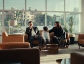 مسلسل اللون الأزرق الحلقة 4.. طبيب يطمئن أدهم على حالة حمزة: تأخر طبيعي