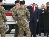 ترامب يستقبل جثامين 6 جنود أمريكيين قُتلوا خلال الحرب الجارية مع إيران