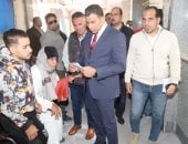نائب محافظ السويس يتفقد المركز التكنولوجي بحي الأربعين