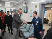 محافظ جنوب سيناء يتفقد مستشفى ووحدة أسرة طابا ويوجه بتقديم خدمات على أعلى مستوى