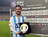 حامد حمدان يحصد جائزة رجل مباراة بيراميدز والبنك الأهلى