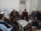 وفد من منطقة الإسماعيلية الأزهرية يقدم واجب العزاء إثر وفاة طالبين بحادث