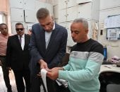 محافظ جنوب سيناء يتفقد محطات الوقود لمتابعة الالتزام بالتعريفة الجديدة