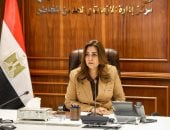 وزيرة التنمية المحلية تتابع مع المحافظات إجراءات تعريفة الركوب الجديدة 