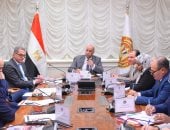 وزير العمل لممثلي تصديرى الملابس الجاهزة: إزالة أي عقبات تواجه الصناعات