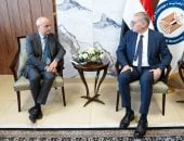 وزير البترول يتابع مع توتال إنرجيز مشروع ربط حقل كرونوس القبرصى بمصر