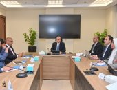 وزير الاستثمار والتجارة الخارجية يجتمع بمسئولى شركات السكر لبحث وضع السوق 