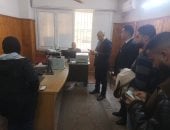 زيارة مفاجئة لوزير العمل بمدينة نصر والوايلي لمتابعة خدمات المواطنين