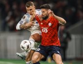 ليل ضد أستون فيلا.. التعادل السلبي يحسم الشوط الأول في الدوري الأوروبي