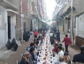 موائد الإفطار الجماعي.. من نقادة إلى دشنا آلاف الصائمين على مائدة واحدة