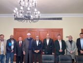 سفير مصر فى لبنان يتابع مع أبناء الجالية الصعوبات فى ظل الأوضاع الراهنة