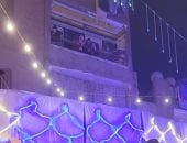 بيرموا فلوس من الشبابيك.. مفاجأة فى مائدة شباب بحر البلد (فيديو)