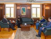 محافظ الإسكندرية يستقبل وفد الكنيسة القبطية الأرثوذكسية