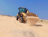 جهود مكثفة لرفع آثار الرياح الشديدة في الشيخ زويد وإعادة فتح الطرق