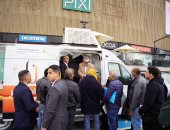 وزيرا العدل والتخطيط يتفقدان سير العمل بإحدى سيارات التوثيق المتنقلة بالتجمع