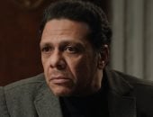 صدمة عونى بعد اكتشاف عدم قدرة نرجس على الإنجاب فى مسلسل حكاية نرجس