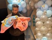 مصطفى حدوتة يرزق بمولد ويطلق عليه بدر