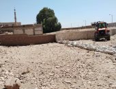 مدينة القرنة تنفذ حملة لإزالة 11 حالة تعد بالبناء على أراضى أملاك الدولة