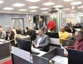 محافظ أسوان يتابع الاستعداد لاستقبال عيد الفطر ويشدد على تكثيف الخدمات