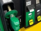 الديزل يتخطى 5 دولارات فى أمريكا مع تصاعد توترات الشرق الأوسط