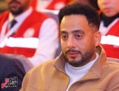 عصام السقا يشيد بـالمتحدة: صحاب الأرض قدم عملًا إنسانيًا حقيقيًا يعكس الواقع