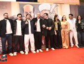 صناع فيلم برشامة يحتلفون بالعرض الخاص قبل طرحه في عيد الفطر.. صور