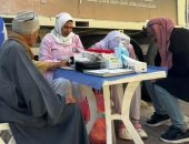 العيادة المتنقلة بالأقصر لحملة رمضان بصحة لكل العيلة تصل لأماكن تجمع المواطنين