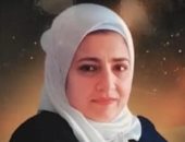محافظ الإسماعيلية يُهنئ ناهد عبد الحميد يوسف الأم المثالية بالمحافظة