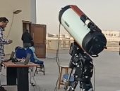 الجميع منتظر .. تلسكوب حديث يستطلع هلال شهر شوال فى بنى سويف (فيديو)
