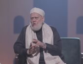 الشهامة والدين.. علي جمعة يحدد ملامح الصديق الذى «يضر نفسه لينفعك»