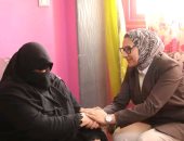 محافظ الوادى الجديد تقدم التهنئة للأم المثالية على مستوى المحافظة
