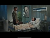 مسلسل علي كلاي الحلقة الأخيرة.. أحمد العوضي يصل لابنه