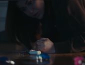 مسلسل اللون الأرزق الحلقة 15.. آمنة تكتشف أمر خطير لحمزة يخفيه تحت السرير