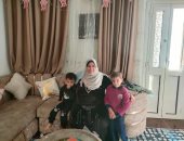 محافظ جنوب سيناء يهنئ الفائزة بالمركز الأول فى مسابقة الأم المثالية