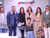 صناع مسلسل اللون الأزرق بجولة في «اليوم السابع» قبل ندوة تكريمهم.. صور