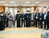 محافظ الشرقية يتبادل التهانى بالعيد مع القيادات التنفيذية والدينية والشعبية