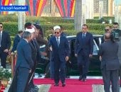 الرئيس السيسي يصل مسجد الفتاح العليم بالعاصمة الجديدة لأداء صلاة عيد الفطر