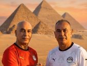 استعراض حسام وإبراهيم حسن تيشرت منتخب مصر فى كأس العالم بالأهرامات.. فيديو