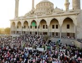 هل تسقط صلاة الجمعة بأول أيام عيد الفطر؟.. دار الإفتاء ترد