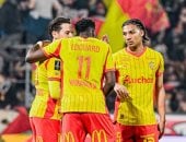 لانس يتصدر الدوري الفرنسي مؤقتا بخماسية ضد أنجييه