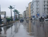 أمطار غزيرة تضرب الإسكندرية ثان أيام العيد.. وانتشار سيارات الصرف الصحى.. فيديو