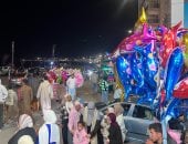 أجواء العيد المبهجة على كورنيش مطروح.. زحام رغم الطقس البارد.. فيديو