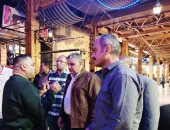 نائب محافظ أسوان يتفقد السوق السياحى القديم