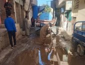 مدينة أرمنت تستجيب لشكاوى كسر ماسورة مياه وحريق في زراعات القصب لدعم المواطنين