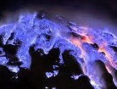 عجائب النار المختبئة.. حكاية لأغرب 10 براكين فى العالم.. من تامو العملاق الغارق في المحيط الهادئ إلى حمم لنجاي البيضاء الباردة.. دالول يحمل ألوانا خلابة.. كواه البركان الأزرق.. وإريبوس يجمع بين الجليد والنار