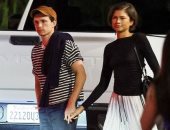 زيندايا تشعل شائعات الزواج من توم هولاند بخاتم ذهبي في لوس أنجلوس